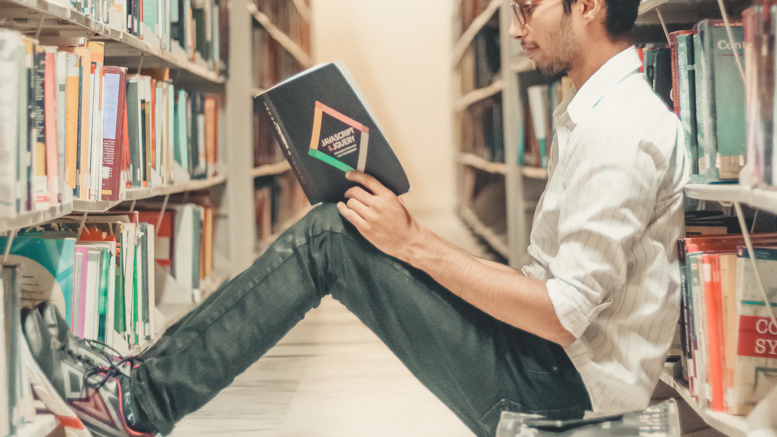 Perché dimentichiamo ciò che leggiamo? La scienza della memoria e dell'apprendimento